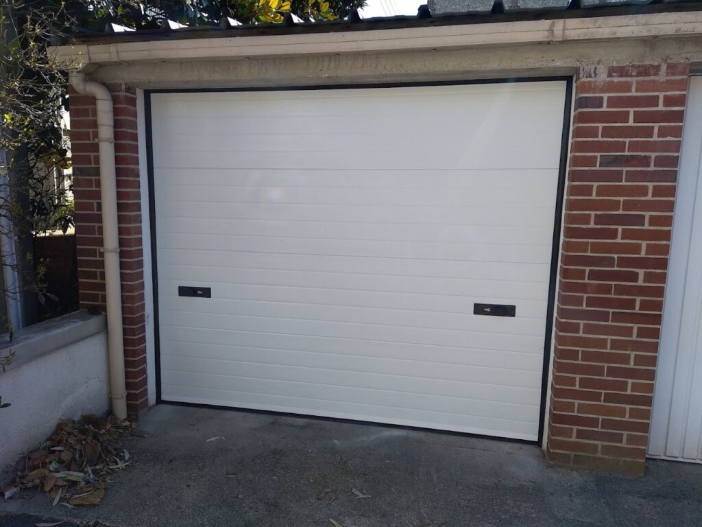 Installation de porte de garage à Buchy